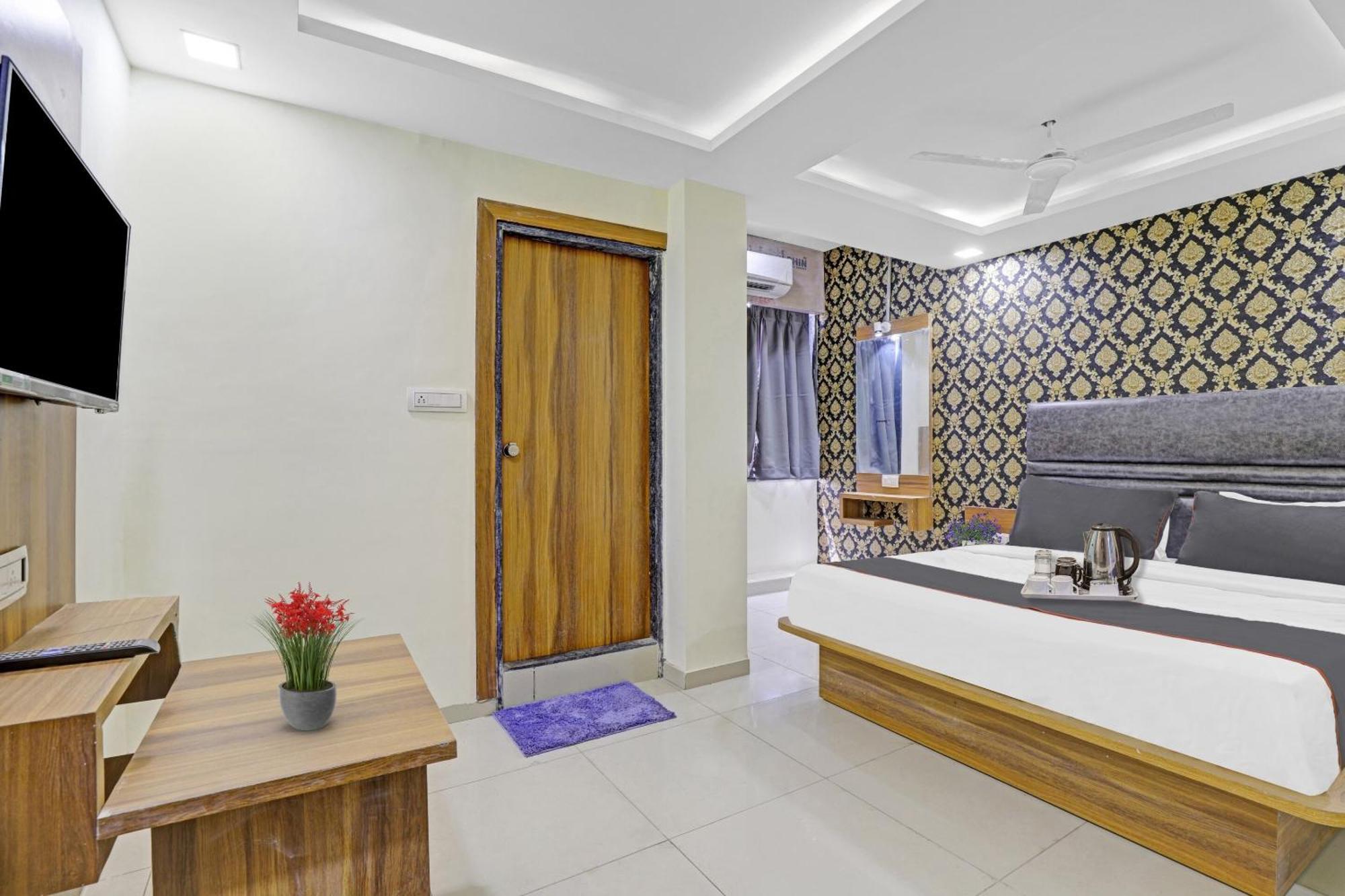 ואדודרה Hotel O Hill View מראה חיצוני תמונה