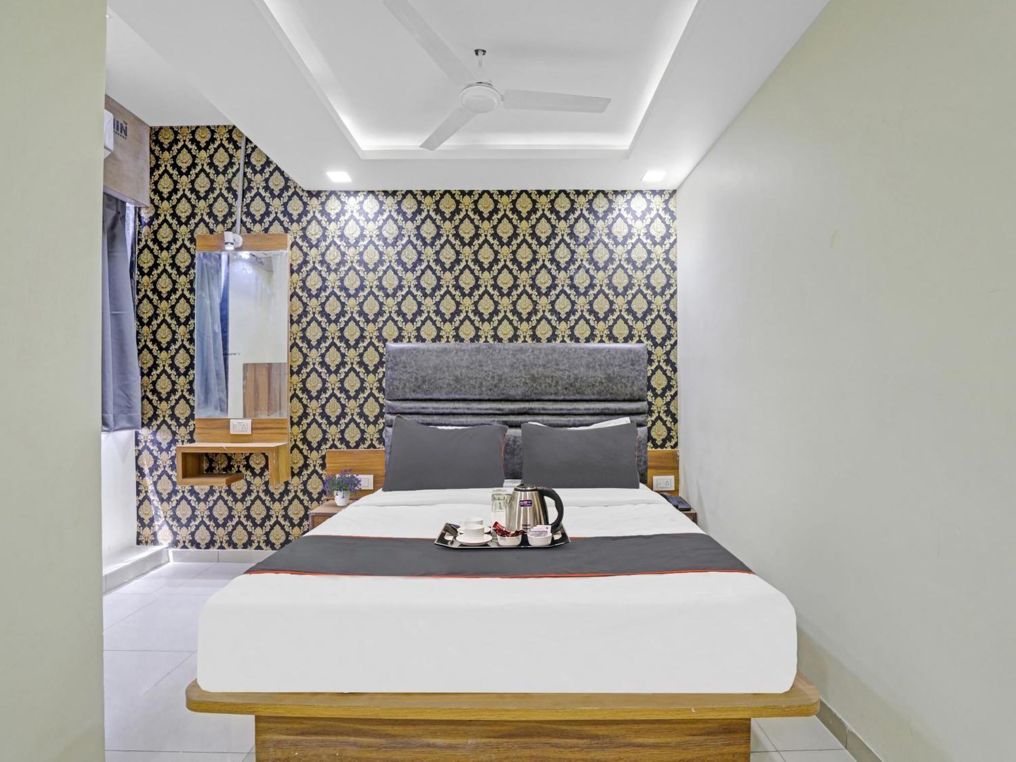 ואדודרה Hotel O Hill View מראה חיצוני תמונה